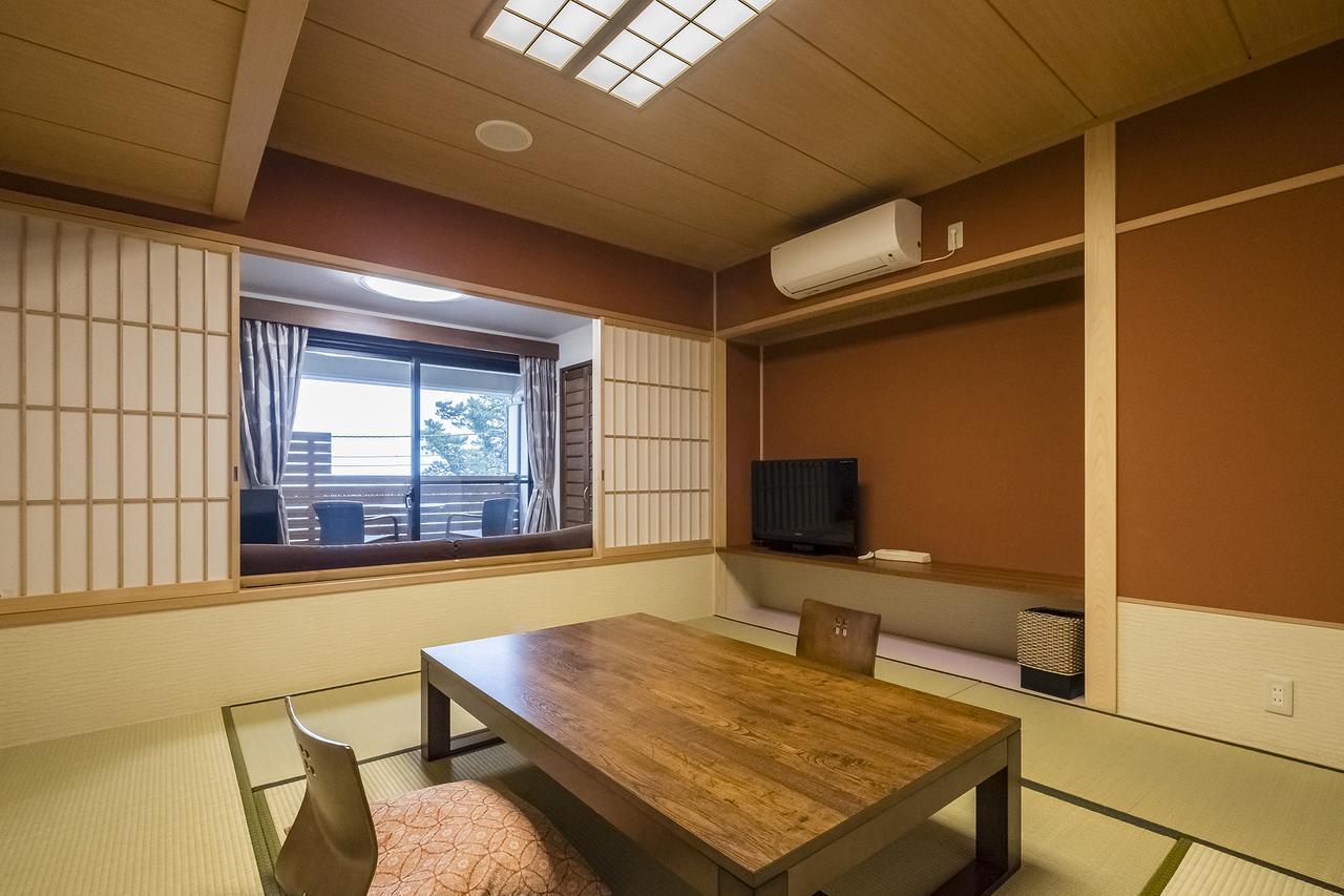 Hotel New Tomiyoshi Atami  Esterno foto