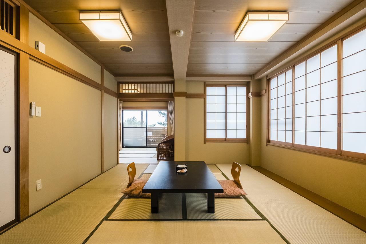 Hotel New Tomiyoshi Atami  Esterno foto